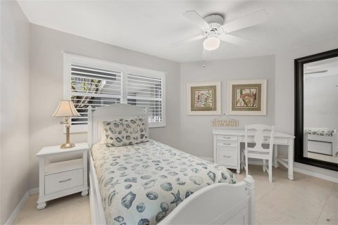 Condo in Englewood, Florida, 3 bedrooms № 1909865 - photo 29