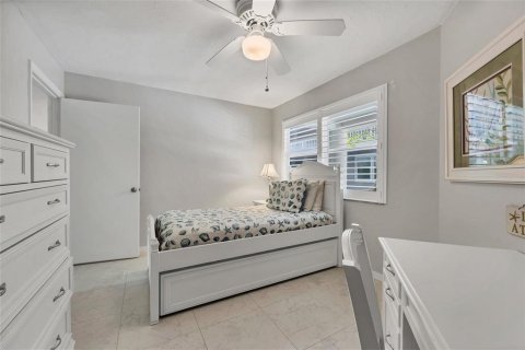 Condo in Englewood, Florida, 3 bedrooms № 1909865 - photo 30