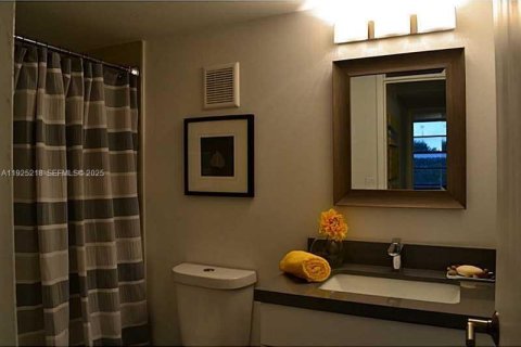 Copropriété à louer à North Miami Beach, Floride: 1 chambre, 66.89 m2 № 1983943 - photo 8