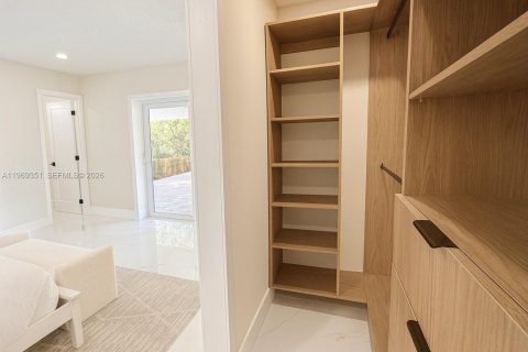 Casa en alquiler en Oakland Park, Florida, 3 dormitorios, 143.26 m2 № 2031962 - foto 15