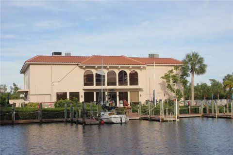 Condo in Punta Gorda, Florida, 3 bedrooms  № 2205005 - photo 13