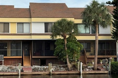Condo in Punta Gorda, Florida, 3 bedrooms  № 2205005 - photo 5