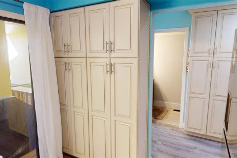 Condo in Punta Gorda, Florida, 3 bedrooms  № 2205005 - photo 29