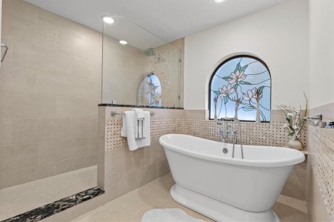 House in Palm Harbor, Florida 4 bedrooms, 273.04 sq.m. № 1583251 - photo 17