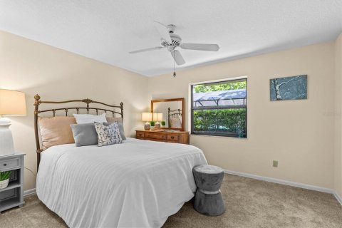 House in Palm Harbor, Florida 4 bedrooms, 273.04 sq.m. № 1583251 - photo 23
