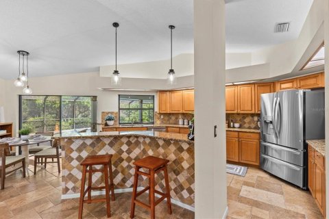 House in Palm Harbor, Florida 4 bedrooms, 273.04 sq.m. № 1583251 - photo 10