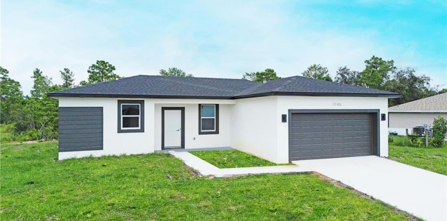 House in Sebring, Florida 3 bedrooms, 115.57 sq.m. № 1778583