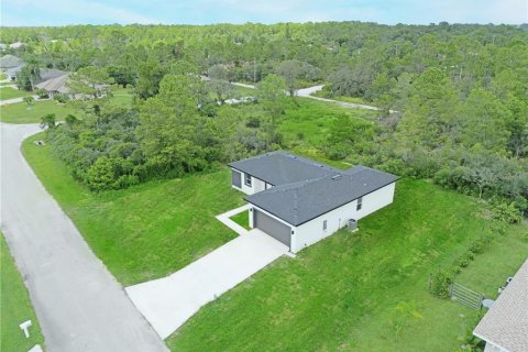 House in Sebring, Florida 3 bedrooms, 115.57 sq.m. № 1778583 - photo 23