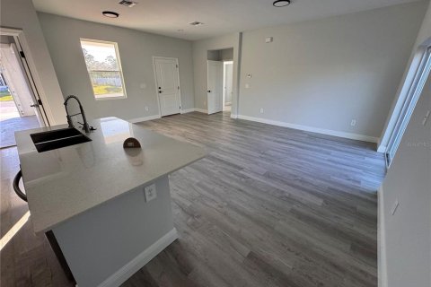 House in Sebring, Florida 3 bedrooms, 115.57 sq.m. № 1778583 - photo 5