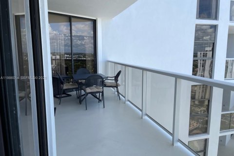 Condominio en alquiler en Aventura, Florida, 2 dormitorios, 130.06 m2 № 2047621 - foto 25