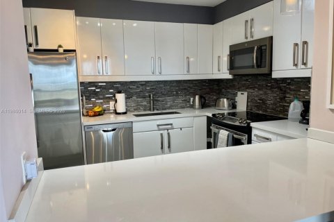 Condominio en alquiler en Aventura, Florida, 2 dormitorios, 130.06 m2 № 2047621 - foto 11