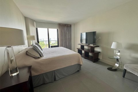 Condominio en alquiler en Aventura, Florida, 2 dormitorios, 130.06 m2 № 2047621 - foto 19