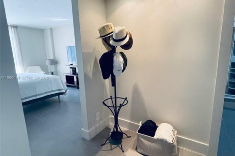 Condominio en alquiler en Aventura, Florida, 2 dormitorios, 130.06 m2 № 2047621 - foto 18