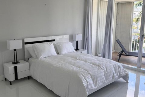 Condo in South Palm Beach, Florida, 2 bedrooms № 2246053 - photo 5