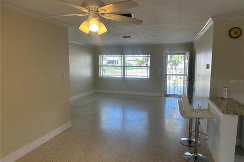 Villa ou maison à louer à Belleair Beach, Floride: 3 chambres, 180.88 m2 № 1840380 - photo 6