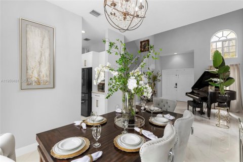 Villa ou maison à vendre à Miramar, Floride: 3 chambres, 198.81 m2 № 2009507 - photo 6