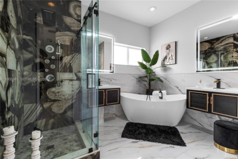 Villa ou maison à vendre à Miramar, Floride: 3 chambres, 198.81 m2 № 2009507 - photo 16