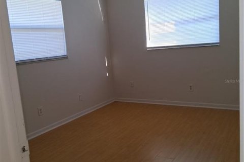 House in Palm Harbor, Florida 3 bedrooms, 146.32 sq.m. № 1820483 - photo 16