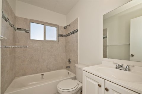 Copropriété à vendre à Miami, Floride: 2 chambres, 56.02 m2 № 2089293 - photo 16
