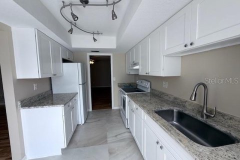 Villa ou maison à louer à Sarasota, Floride: 2 chambres, 143.53 m2 № 2103450 - photo 14