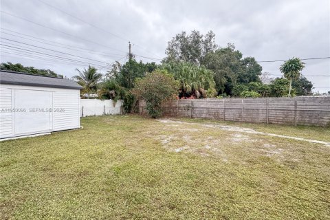 Купить виллу или дом в Форт-Лодердейл, Флорида 3 спальни, 85.28м2, № 2006942 - фото 21