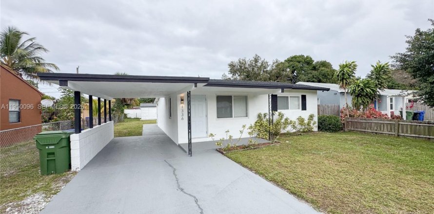 Дом в Форт-Лодердейл, Флорида 3 спальни, 85.28м2 № 2006942