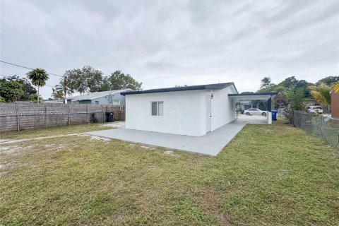 Купить виллу или дом в Форт-Лодердейл, Флорида 3 спальни, 85.28м2, № 2006942 - фото 20