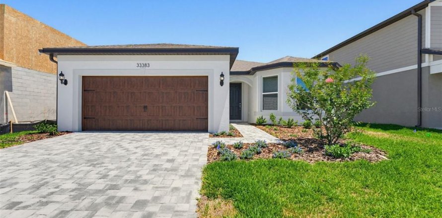 House in Wesley Chapel, Florida 3 bedrooms, 210.14 sq.m. № 2114554