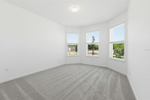 House in Wesley Chapel, Florida 3 bedrooms, 210.14 sq.m. № 2114554 - photo 13