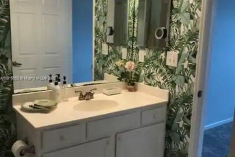 Condo in Fort Myers, Florida, 1 bedroom  № 2014438 - photo 4