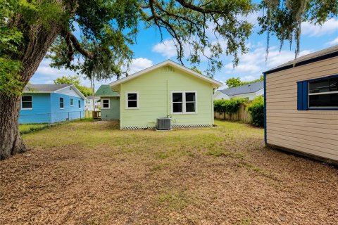 House in Lakeland, Florida 3 bedrooms, 122.63 sq.m. № 2122656 - photo 8