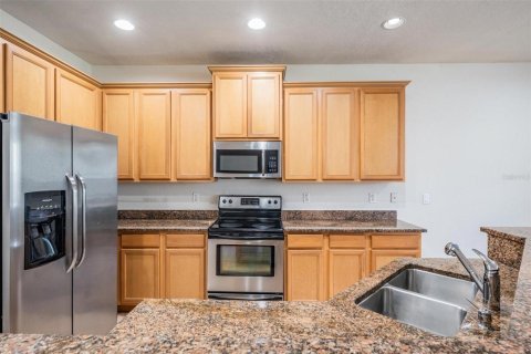 Townhouse in Wesley Chapel, Florida 3 bedrooms, 158.49 sq.m. № 1847512 - photo 18