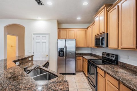 Townhouse in Wesley Chapel, Florida 3 bedrooms, 158.49 sq.m. № 1847512 - photo 16