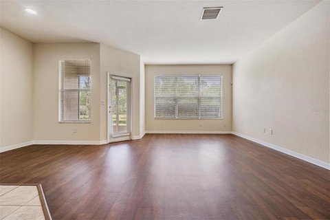 Townhouse in Wesley Chapel, Florida 3 bedrooms, 158.49 sq.m. № 1847512 - photo 11