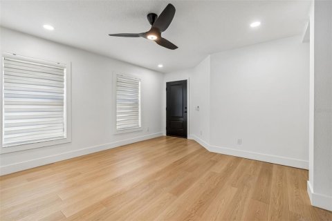 House in Wesley Chapel, Florida 3 bedrooms, 105.82 sq.m. № 2200163 - photo 14