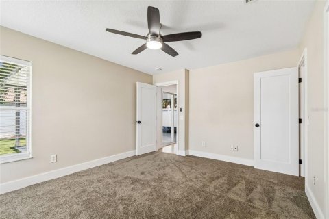 House in Wesley Chapel, Florida 3 bedrooms, 105.82 sq.m. № 2200163 - photo 25