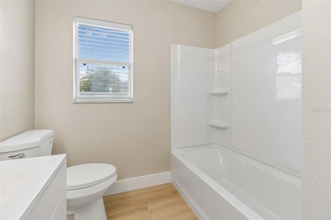House in Wesley Chapel, Florida 3 bedrooms, 105.82 sq.m. № 2200163 - photo 29