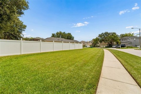 House in Wesley Chapel, Florida 3 bedrooms, 105.82 sq.m. № 2200163 - photo 8