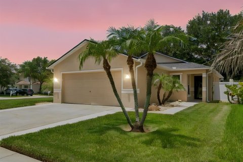 Casa en Wesley Chapel, Florida 3 dormitorios, 105.82 m2 № 2200163