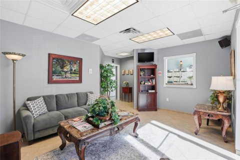 Купить коммерческую недвижимость в Гейнсвилл, Флорида 147.16м2, № 2330485 - фото 6