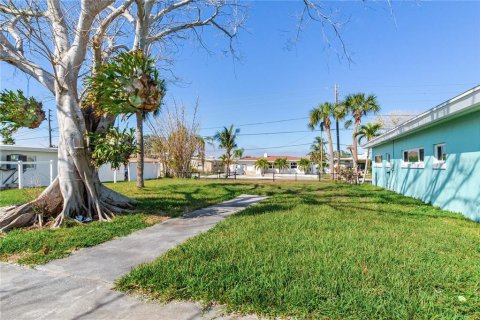 Terreno en venta en Redington Beach, Florida № 1553693 - foto 23