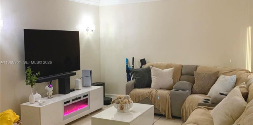 Condo in Davie, Florida, 3 bedrooms  № 2050444