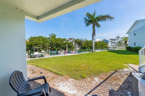 Condominio en venta en Anna Maria, Florida, 2 dormitorios, 76.37 m2 № 1835469 - foto 16