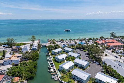 Condominio en venta en Anna Maria, Florida, 2 dormitorios, 76.37 m2 № 1835469 - foto 1