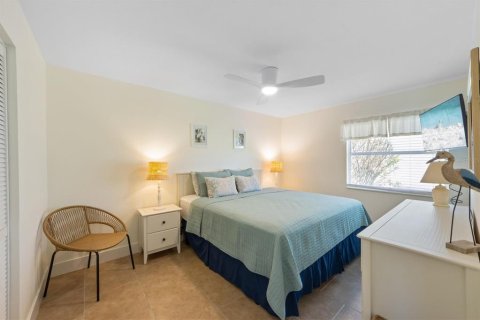 Condominio en venta en Anna Maria, Florida, 2 dormitorios, 76.37 m2 № 1835469 - foto 13