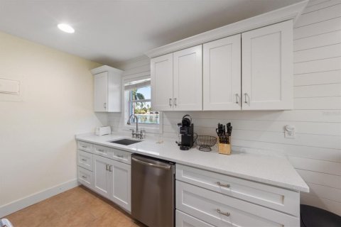 Condominio en venta en Anna Maria, Florida, 2 dormitorios, 76.37 m2 № 1835469 - foto 10