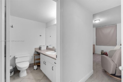 Copropriété à louer à Miami, Floride: 2 chambres, 119.66 m2 № 2001792 - photo 15