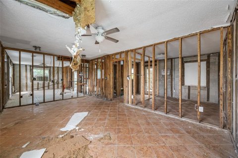 Propiedad comercial en venta en Madeira Beach, Florida, 4 dormitorios, 141.03 m2 № 1906647 - foto 28