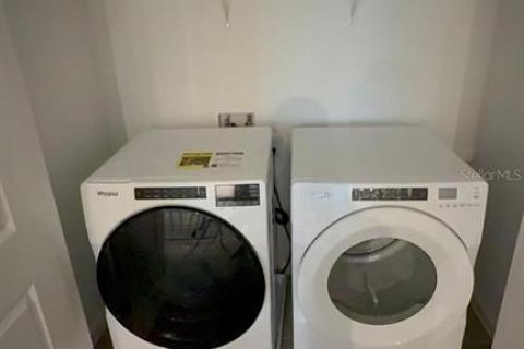 Купить кондоминиум в Киссимми, Флорида 14 комнат, 213.58м2, № 2205709 - фото 10