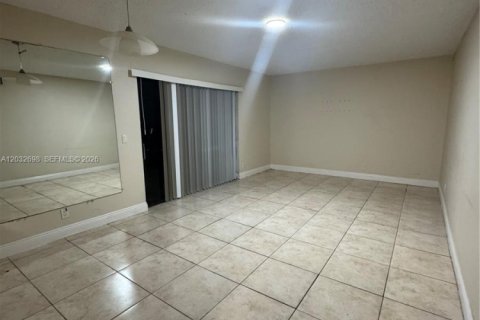Condo in West Palm Beach, Florida, 2 bedrooms  № 2170061
